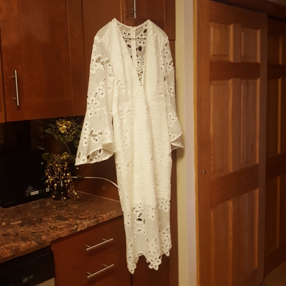 White eyelet highlow lined dress - Picture 5 of 5